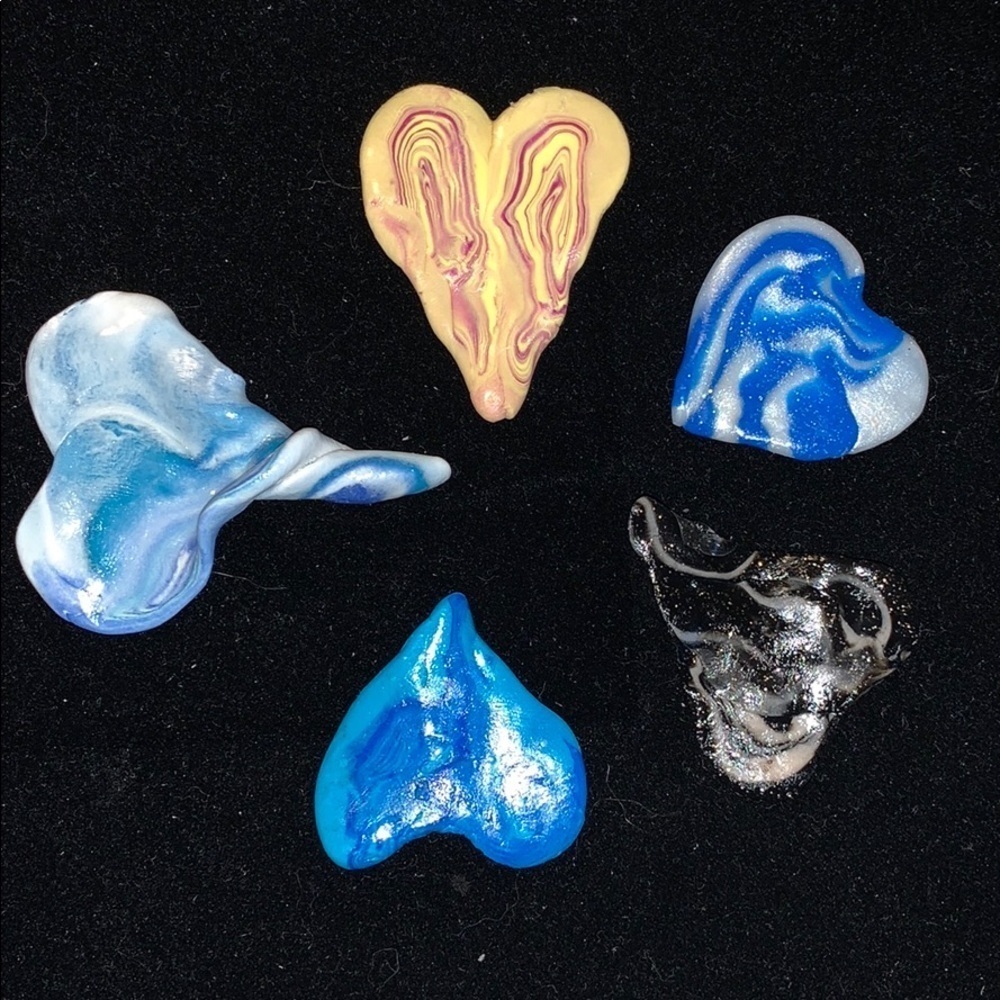 Set o/5 Polymer Handmade Art Hearts-No 2 Are Alike